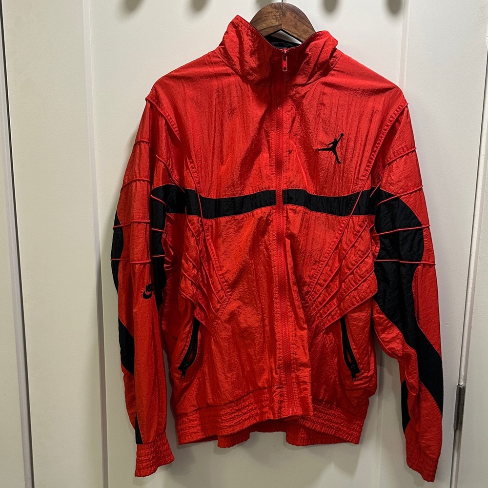 Vintage exclusive Jordan Red and Black Windbreaker Jacket